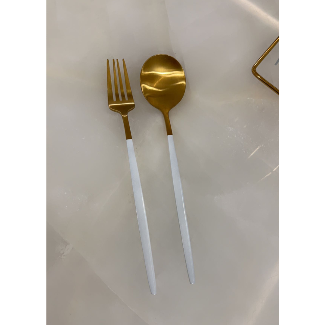 Cutlery with Gold Stand - Set of 13