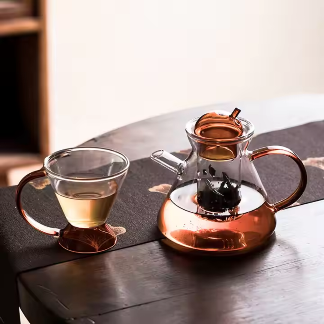 Luxury borosilicate teapot set with inbuilt tea filter