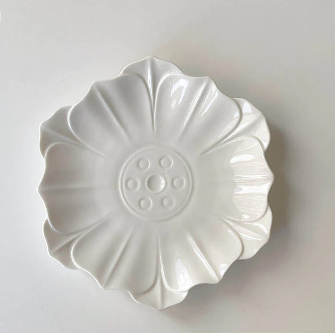 French Embossed Snack Plate - 6 inch Lotus shape