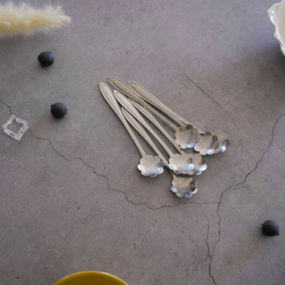 Flower shape Dessert Spoon