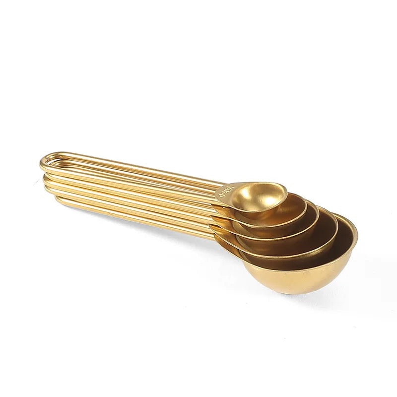 Set of 4 Measuring Spoons - Gold or Silver