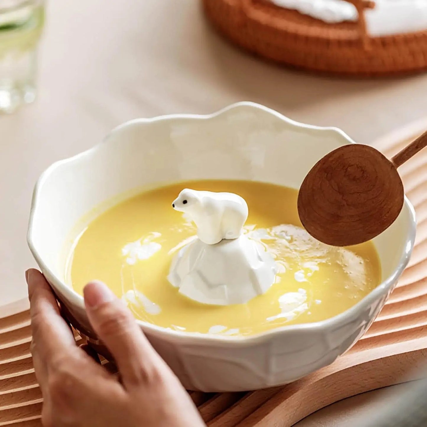 Bear Bowl - Standing style - Salad, Pasta & Serving Bowl