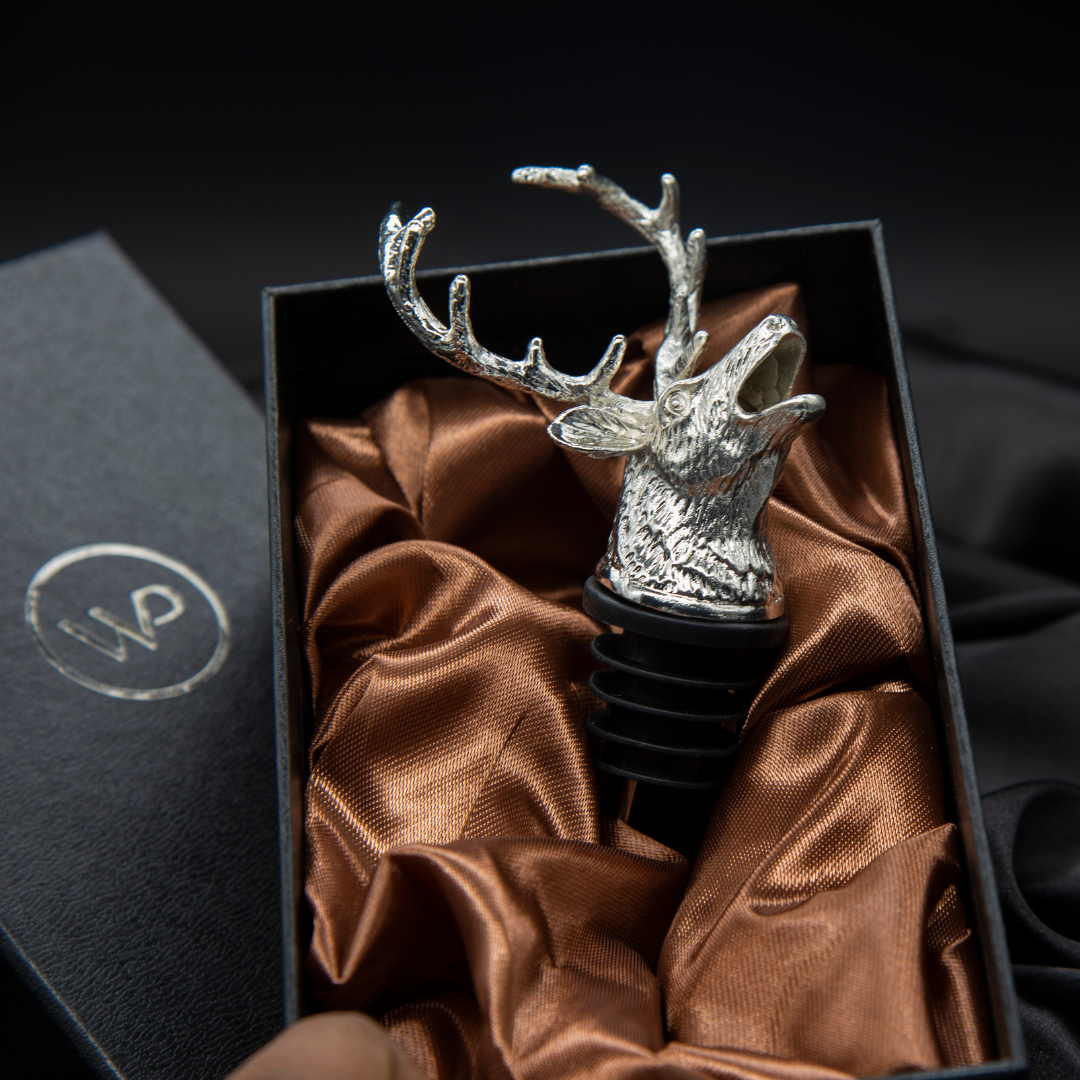 Reindeer Wine Pourer cum Aerator - Silver