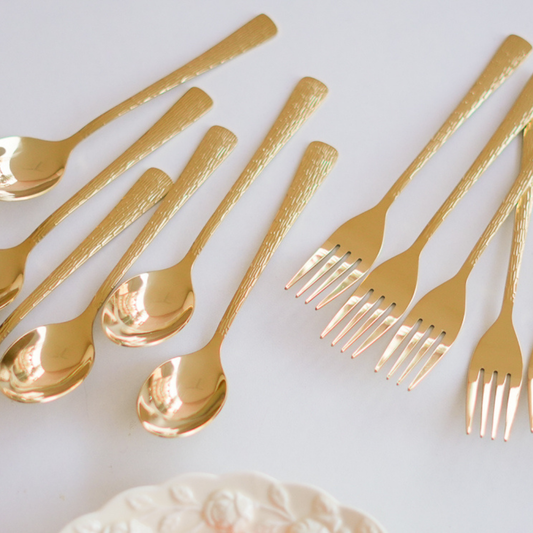 Gold Textured Cutlery Set – 12 Pcs | Luxury Stainless Steel Flatware (Photo 10)