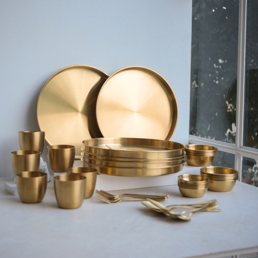 Set of 6 gold-thali-dinner-set-with-curry-bowls-dip-bowl-spoon-fork-and-glass-for-indian-hosting
