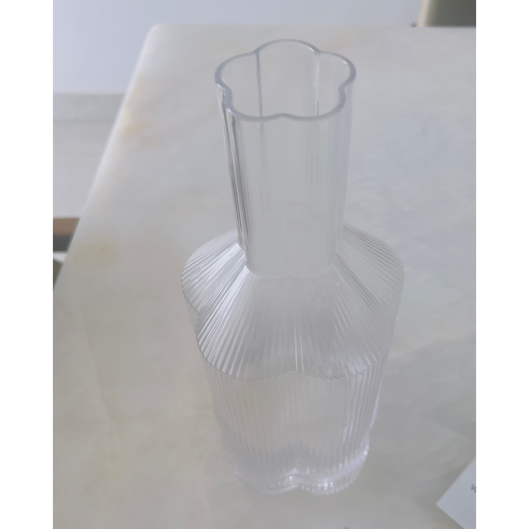 Flower Shaped Bedside Carafe with Matching Glasses – Customizable Water Pitcher Set