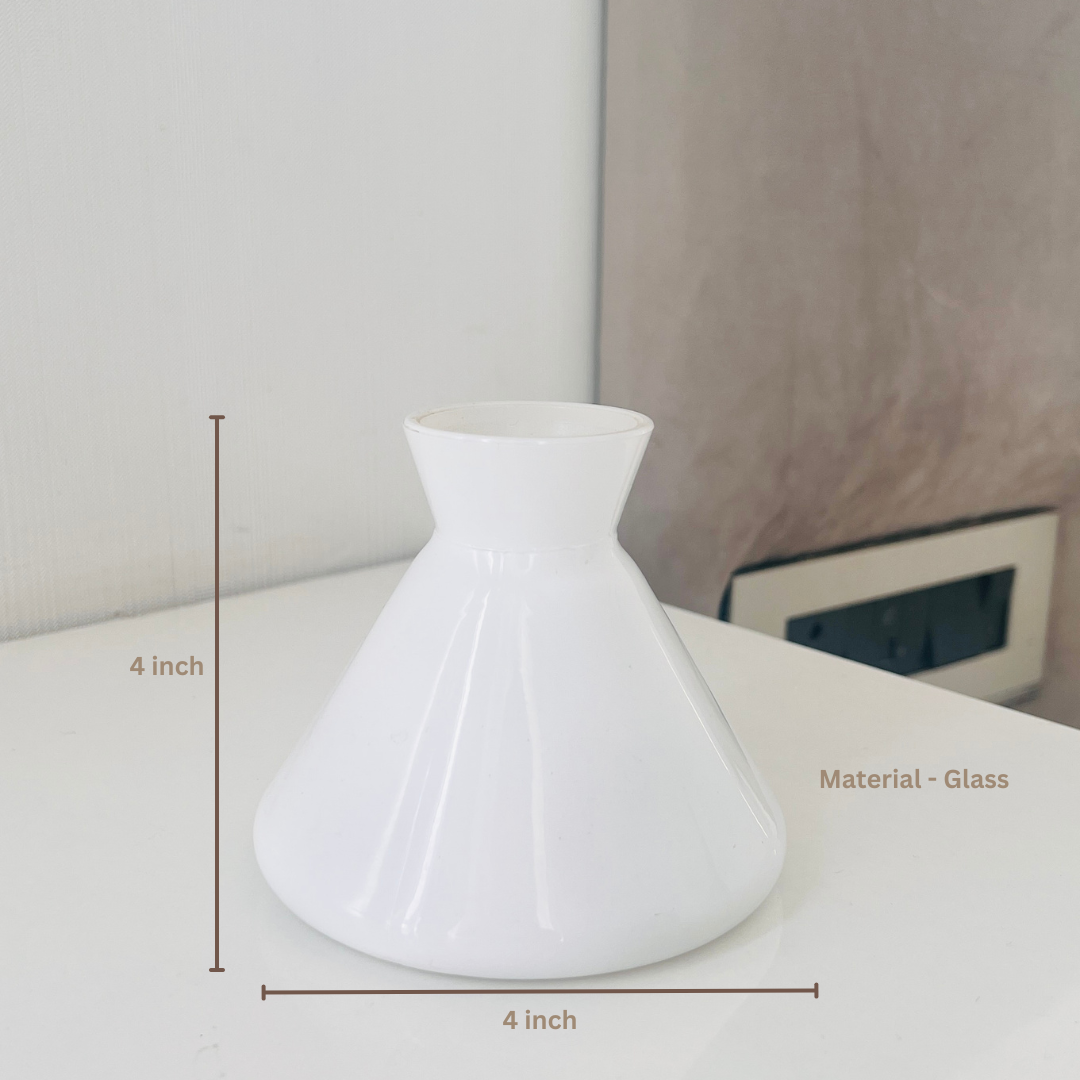 White Conical Vase with Reed Sticks – Minimalist Home Decor & Diffuser