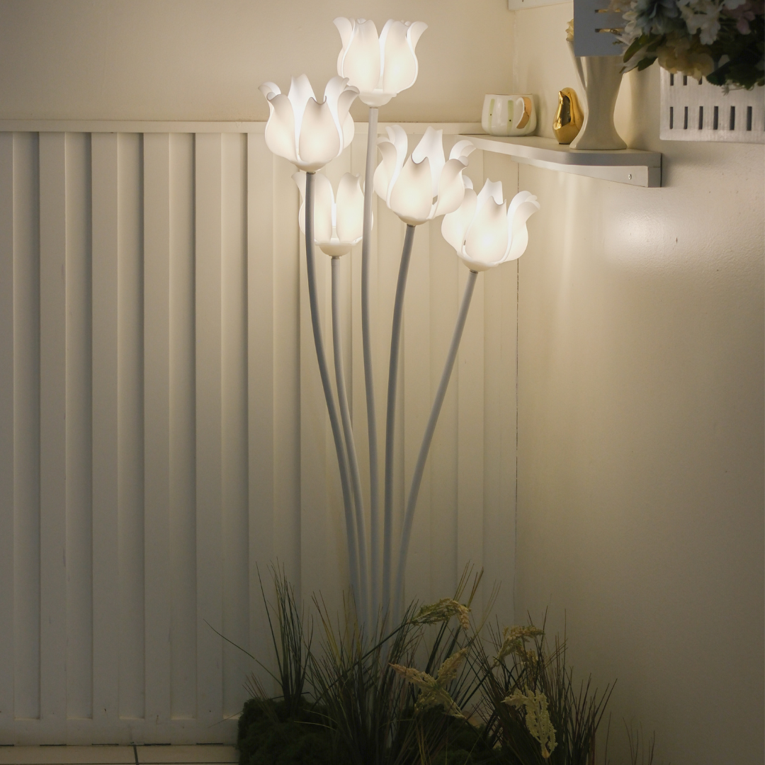 Floor Lamp | White Lotus with flexible stems | Warm Light | 5 Feet