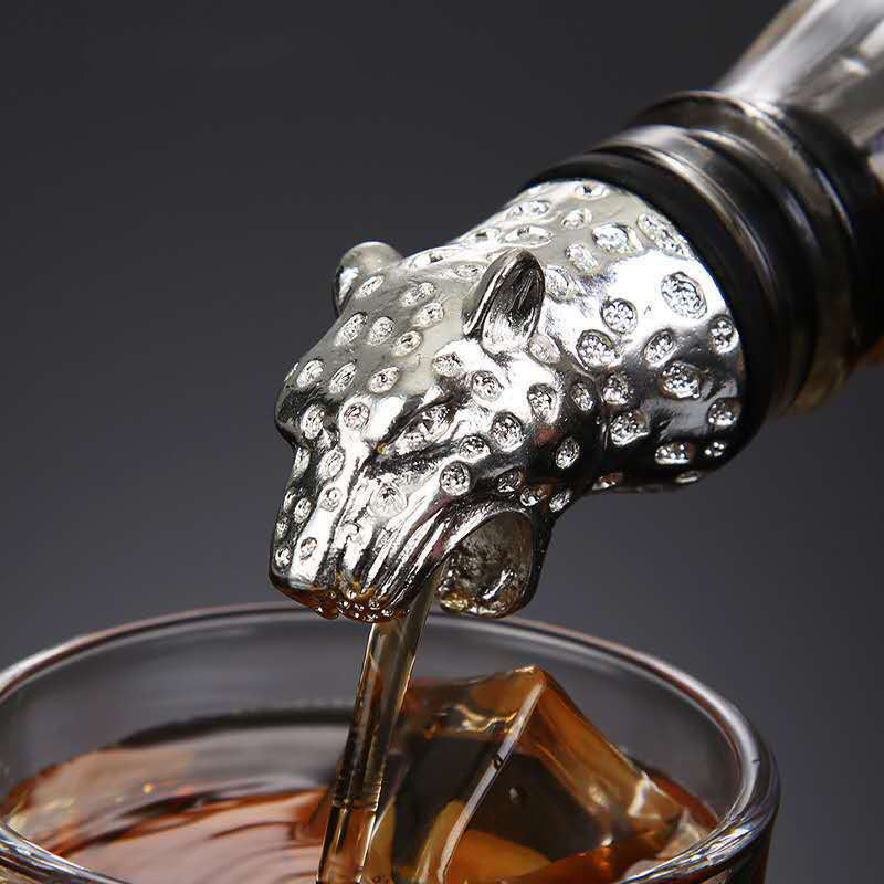 Leopard Wine Pourer cum Aerator - Metallic Grey