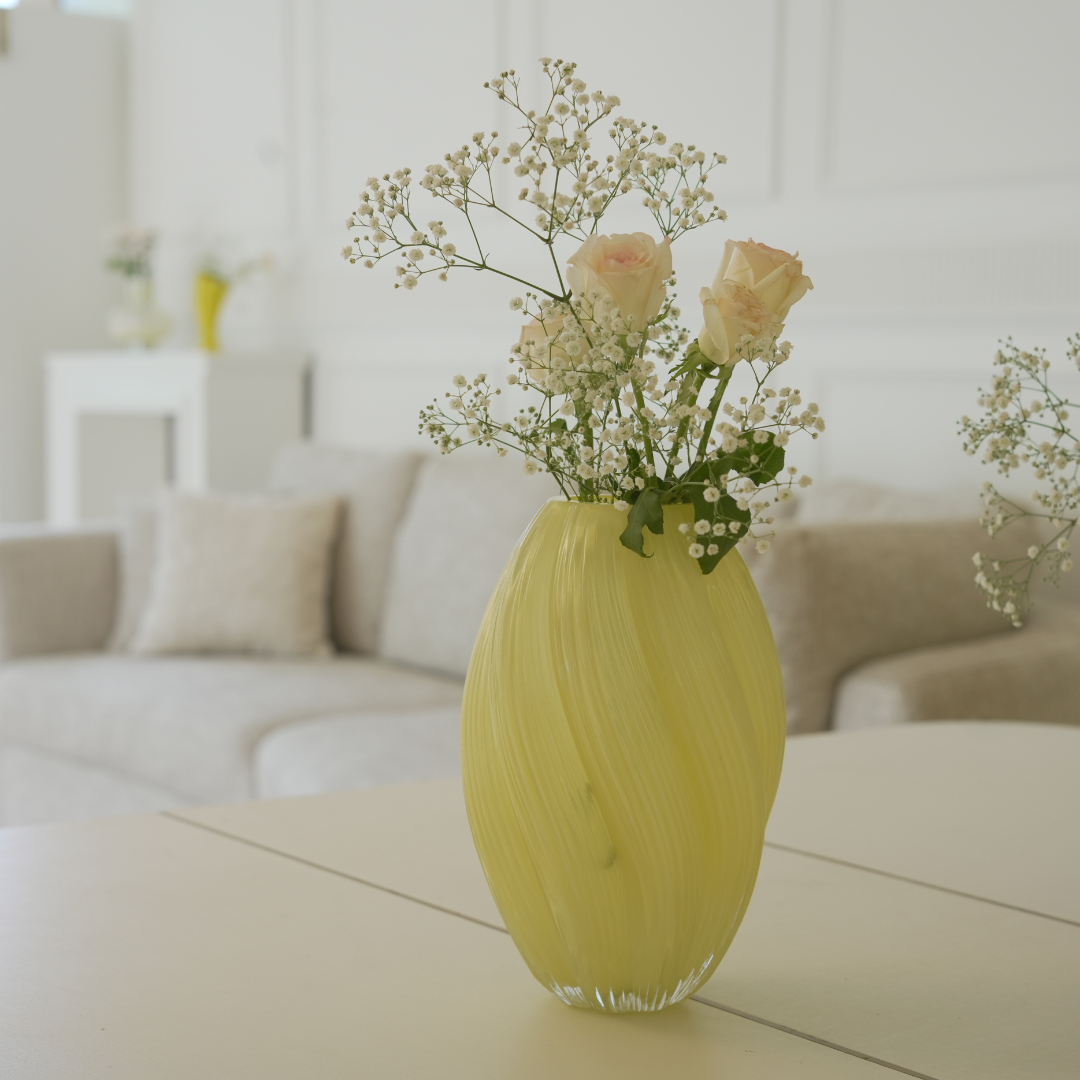 Luxury Glass Vase with Wave Pattern – Lime Yellow & Dusty Pink