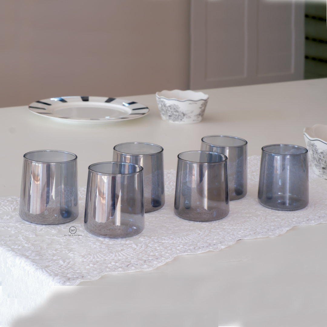 Set of 6 luxury tapered black glasses on dining table