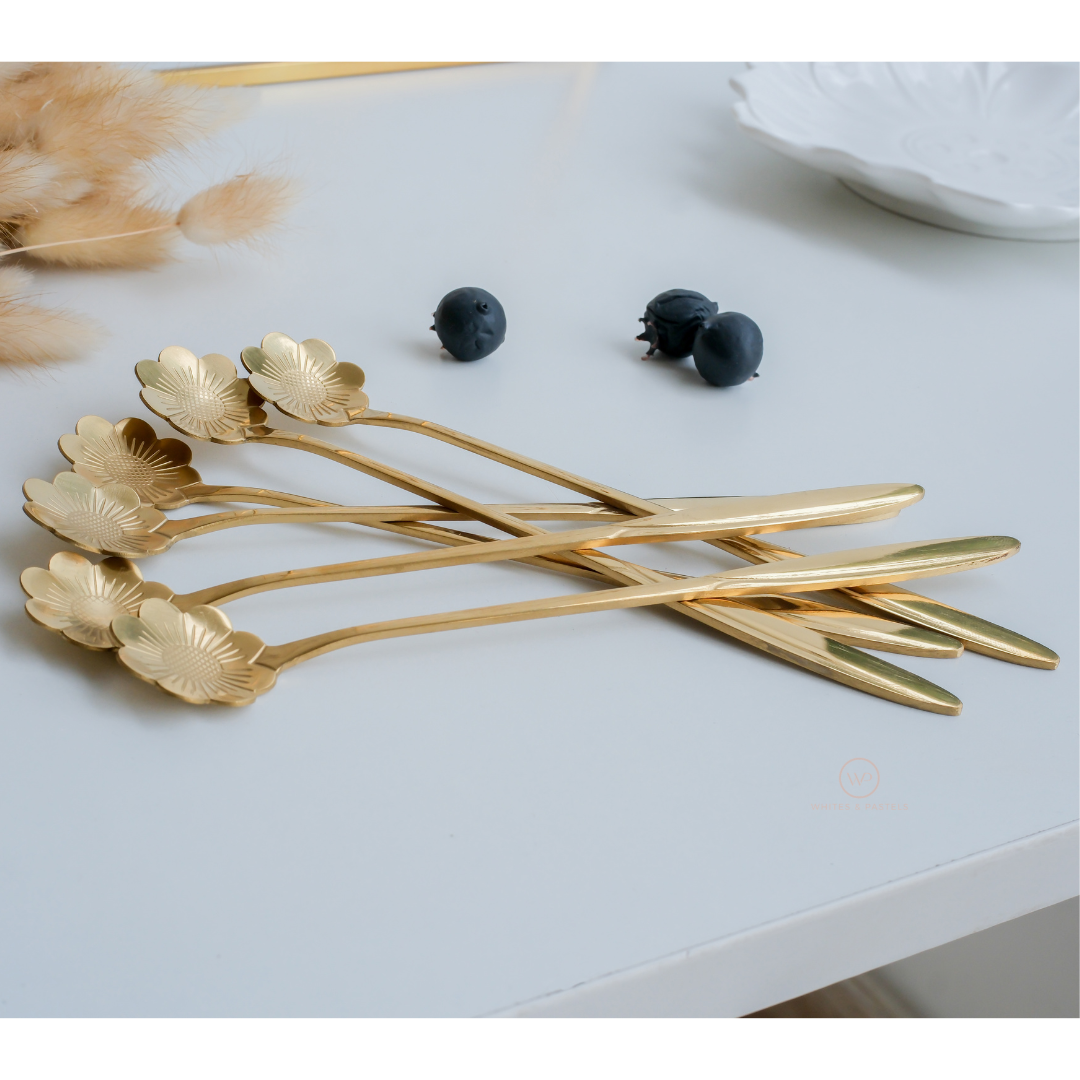 Long Handle Spoon Stirrer | Chrysanthemum Flower | Gold SS - Spoons (Photo 2)