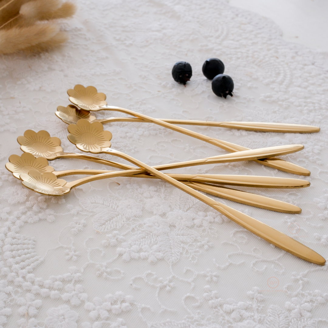 Long Handle Spoon Stirrer | Chrysanthemum Flower | Gold SS - Spoons (Photo 18)