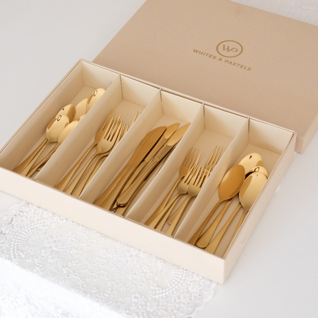 Classic Cutlery in pvd gold finish in luxury giftbox