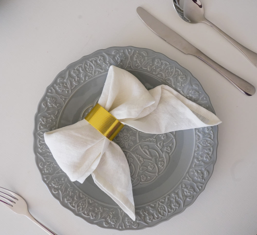 Napkin Rings Set – Gold Metal Band, (Set of 4/6/8) Perfect for Formal & Casual Dining