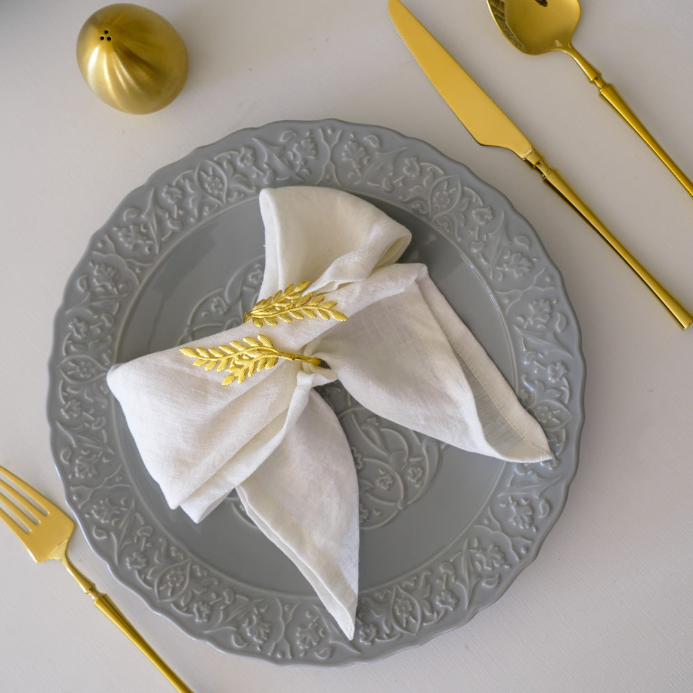 Gold Napkin Rings – Leaf Design - Set of 4, 6, or 8 (Elegant Metal Napkin Holders for Table Decor)