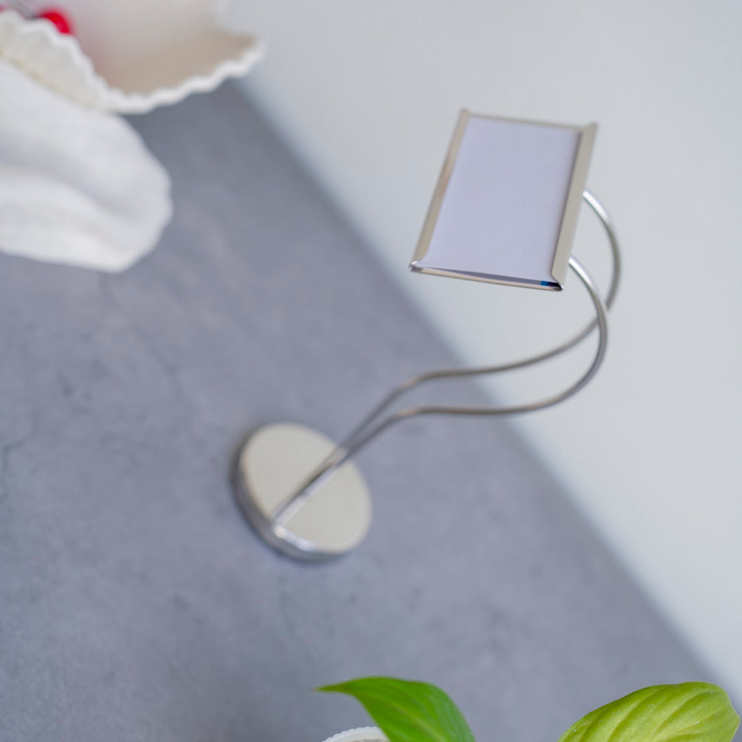 Luxury Metal Buffet Dish Name Stand – Gold & Silver | 8-Inch Table Display Stand for Events, Restaurants & Home Entertaining