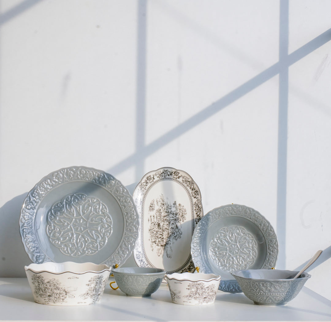 Luxury Ceramic Dinner Set of 28 Pieces for 6 people | Embossed & Victorian Design