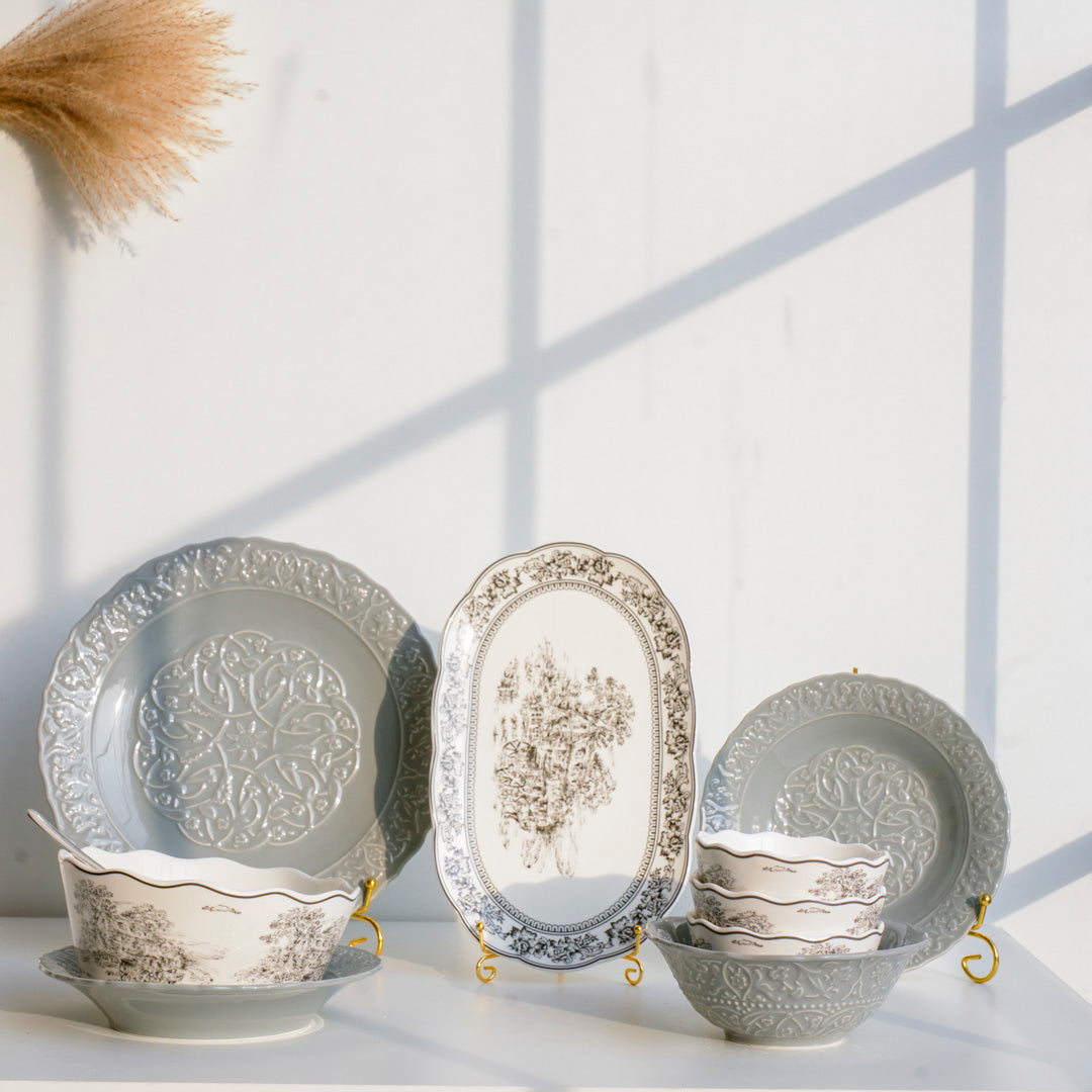 Luxury Ceramic Dinner Set of 28 Pieces for 6 people | Embossed & Victorian Design