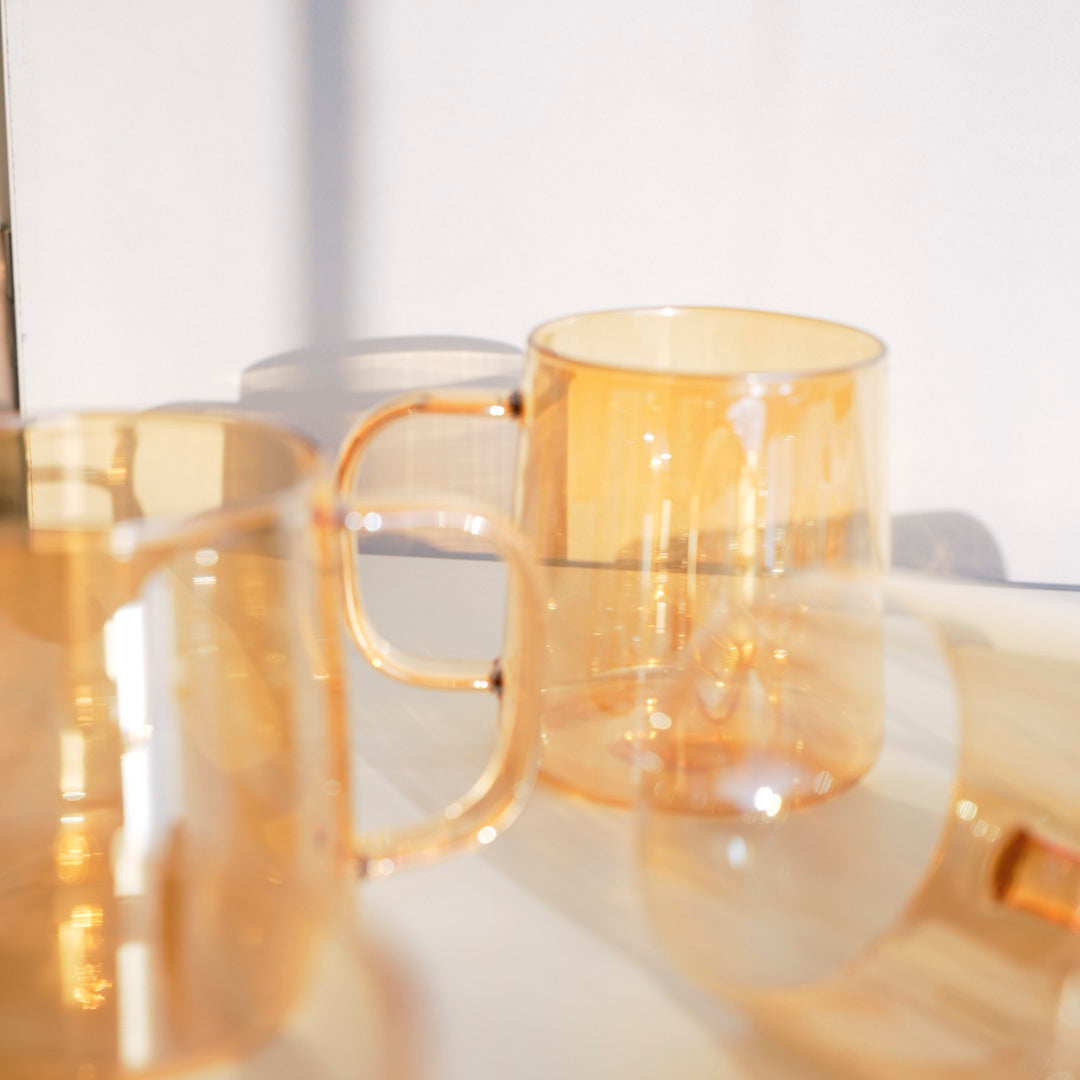 Cup with Gold Lustre | Borosilicate Glass – 300 ml | Amber