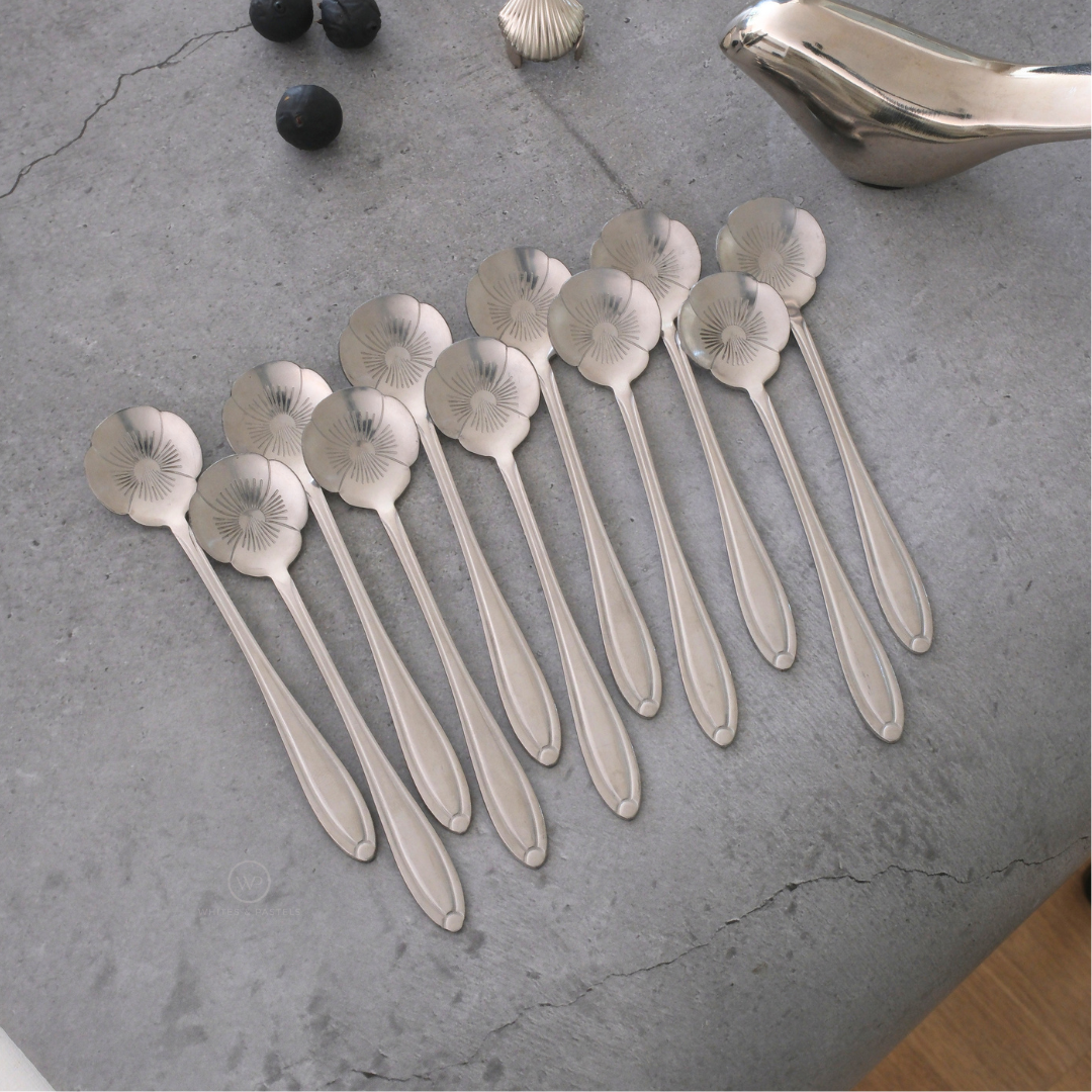 Luxury designer spoon set ideal for serving desserts, gelato, sorbet and ice cream