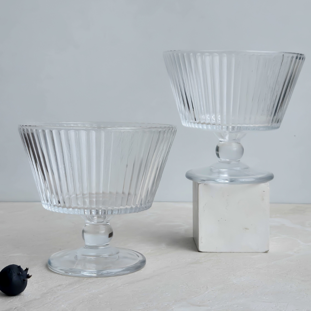 Elegant pedestal glass dessert bowls for modern table settings