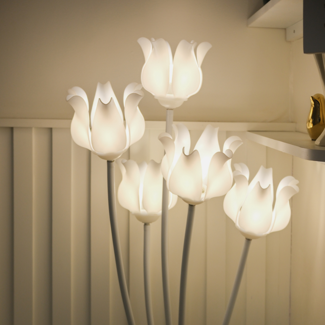 5 petal lotus floor lamp with warm lamp