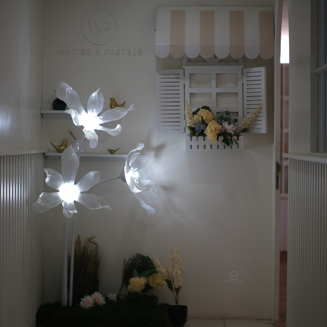 Floral LED lamp for modern home decoration.