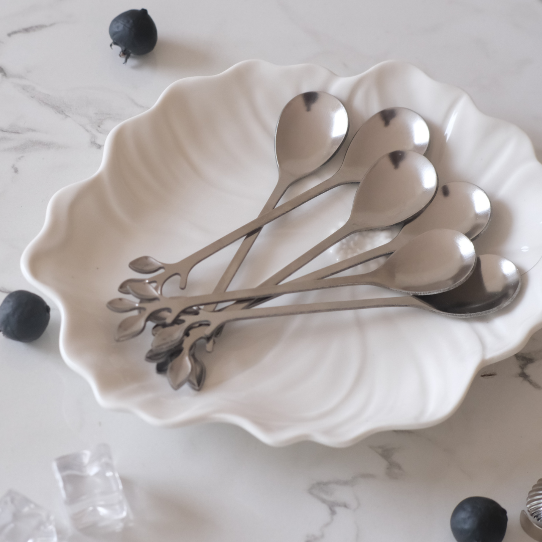 Premium food-grade stainless steel leaf dessert spoon for modern kitchens and stylish dining.