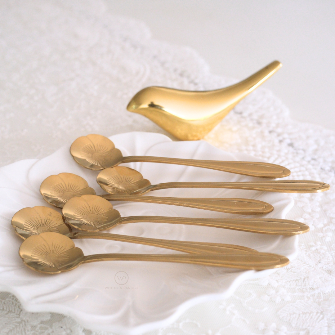 Designer gold flower spoon ideal for serving desserts and ice cream