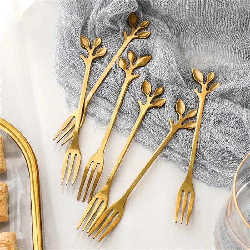 Set of 6 gold leaf shaped stainless steel fruit forks with premium mirror finish