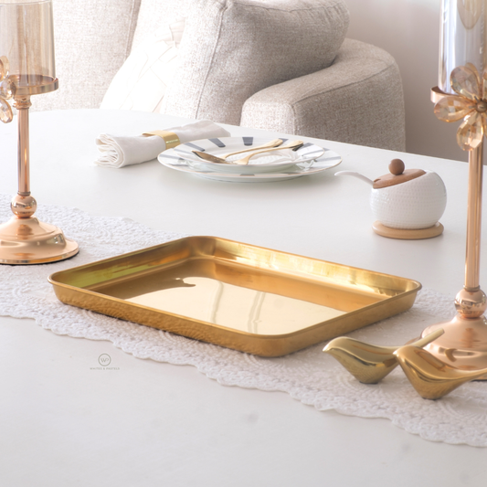 Gold coated serving tray for premium home décor