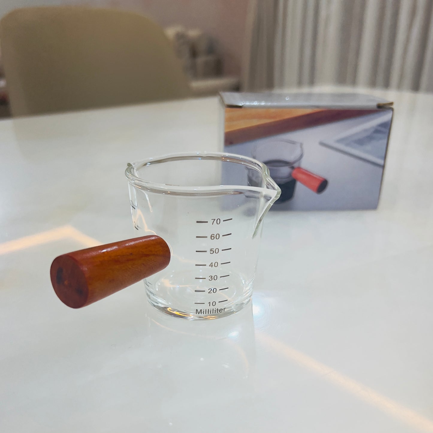 Borosilicate Glass Measurer with Wooden Handle (70ml)