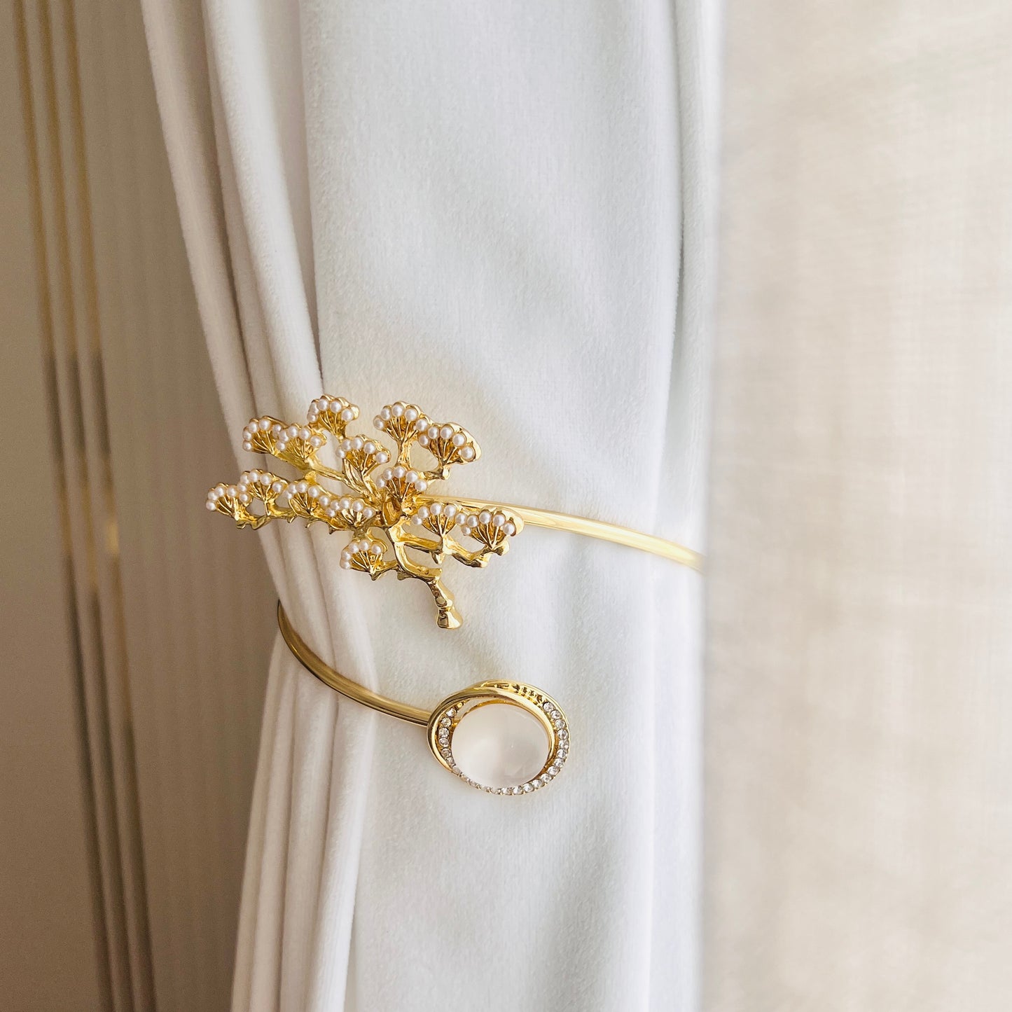 Luxury Gold Curtain Ring Tieback - Tree Design