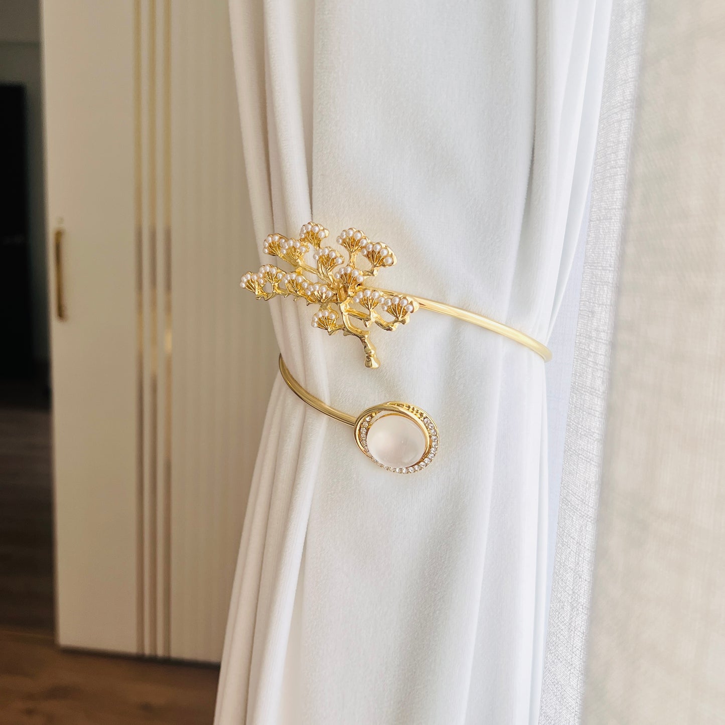 Luxury Gold Curtain Ring Tieback - Tree Design