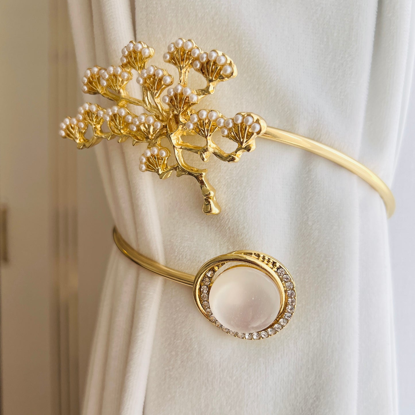 Luxury Gold Curtain Ring Tieback - Tree Design