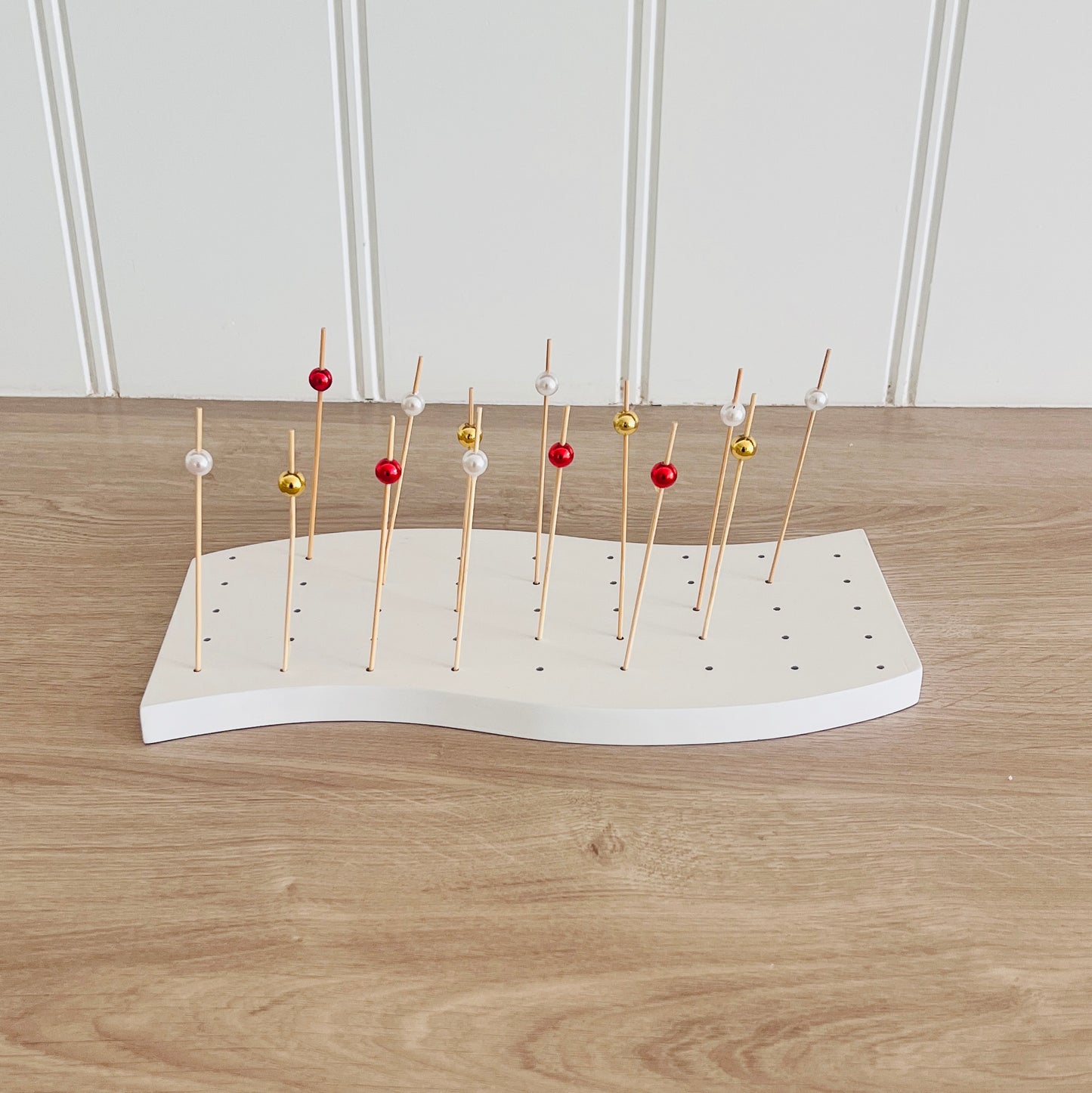 White Skewer Board with 50 Picks