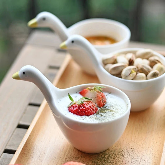 Creative Duck-Shaped Food Bowls – Medium & Large
