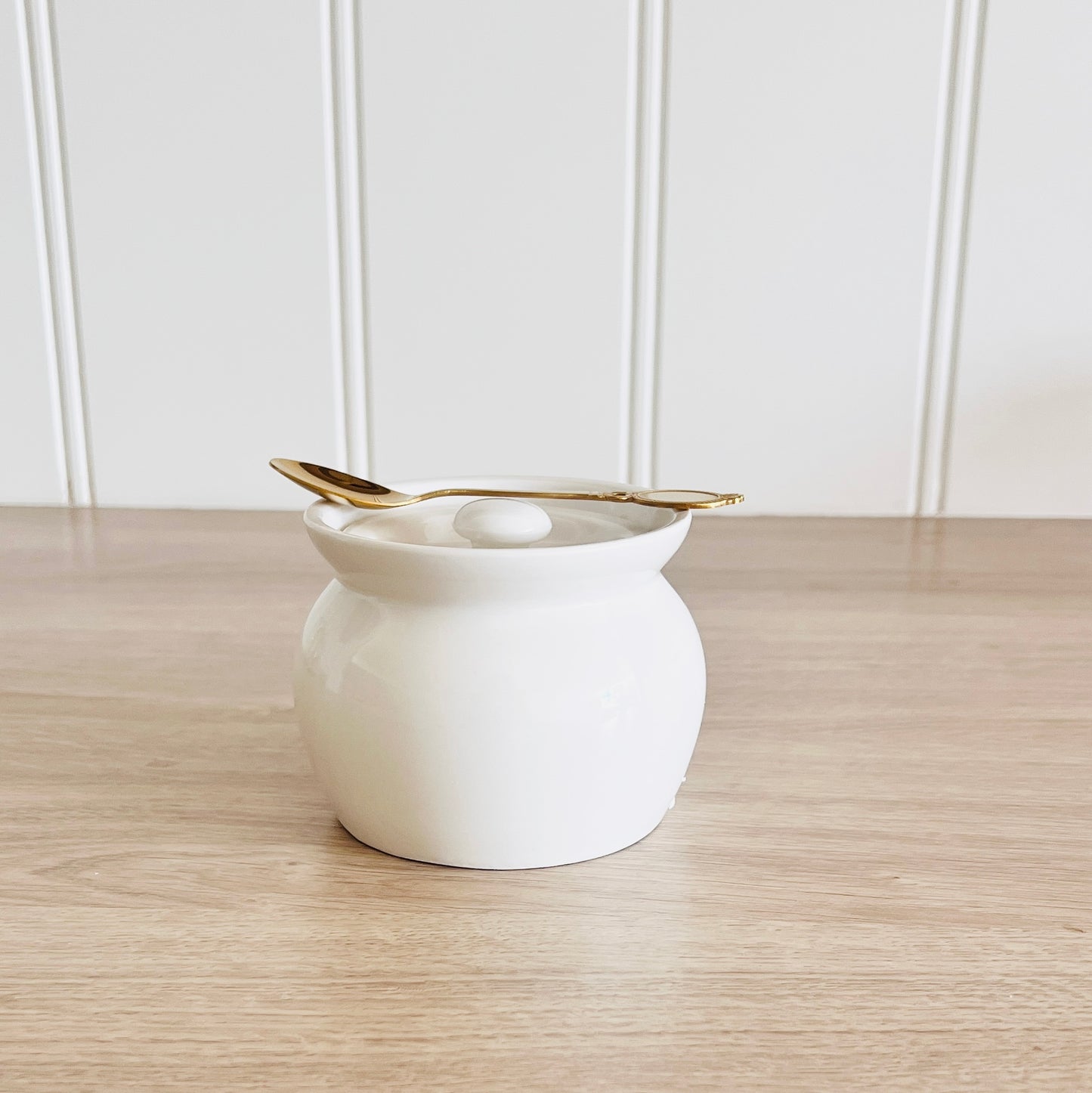 White Ceramic Ghee Pot with Lid & Gold Spoon – 420ml Luxury Kitchen Jar