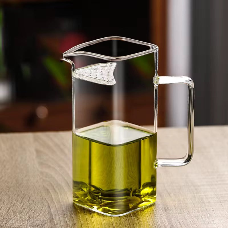 Glass Cup with Strainer | Built-In Filter & Spout | 400 ml