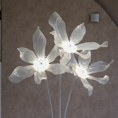 3 Petal Lit led floor lamp