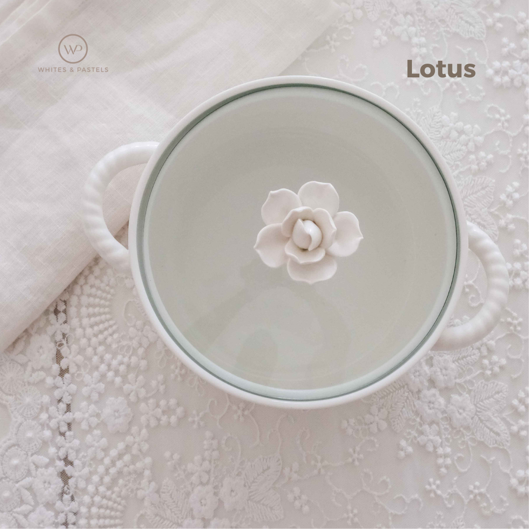 White Serving Bowl with Flower Glass Lid | 1500 ml | Luxury Casserole Pot