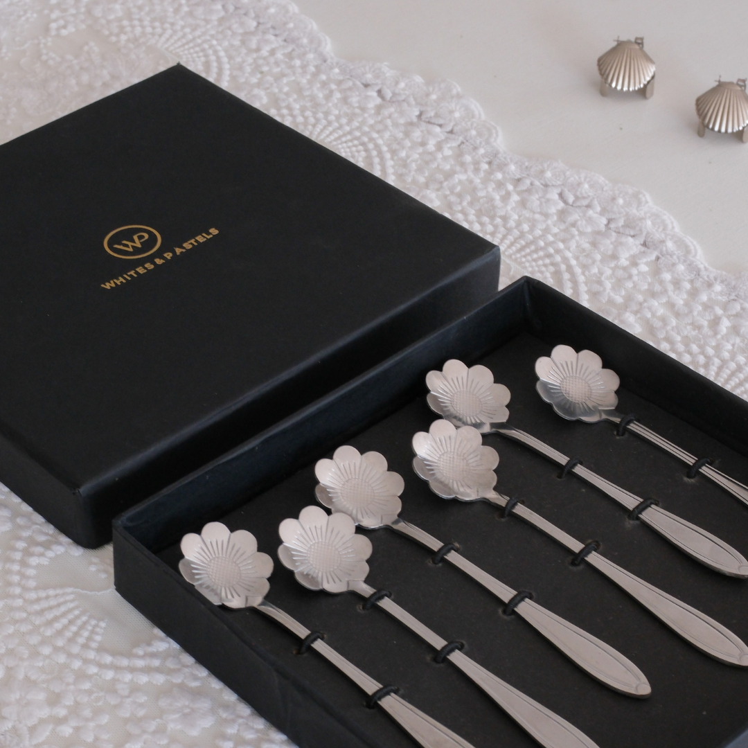 Floral dessert spoons for corporate gifting