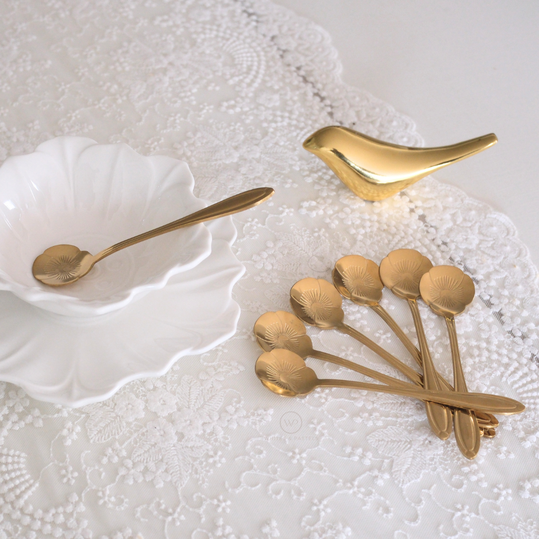 Elegant floral tea spoon set for parties, festive meals and celebrations