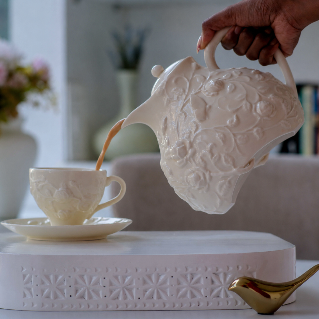 Italian-inspired ivory teapot for modern kitchen