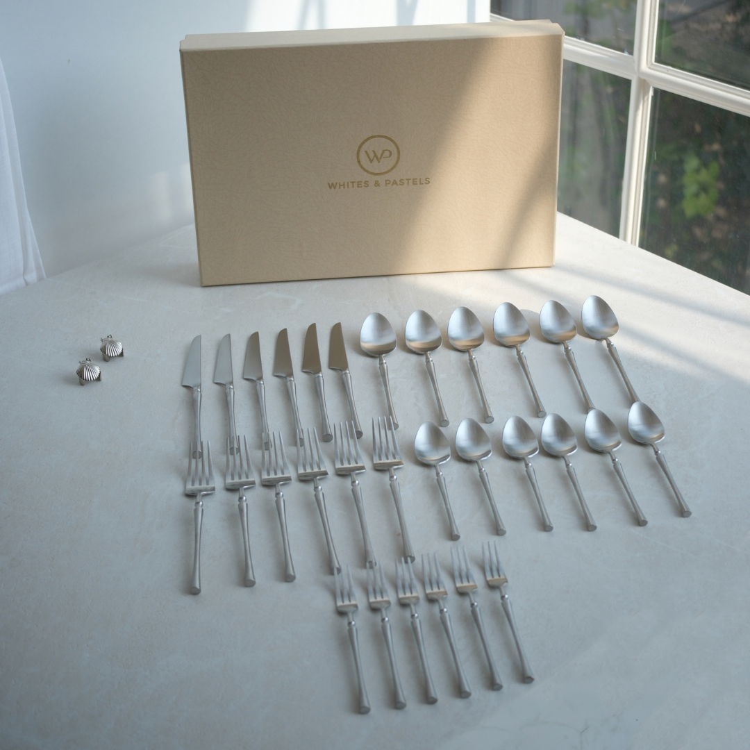 silver-stainless-steel-cutlery-set-of-30-with-premium-gift-box