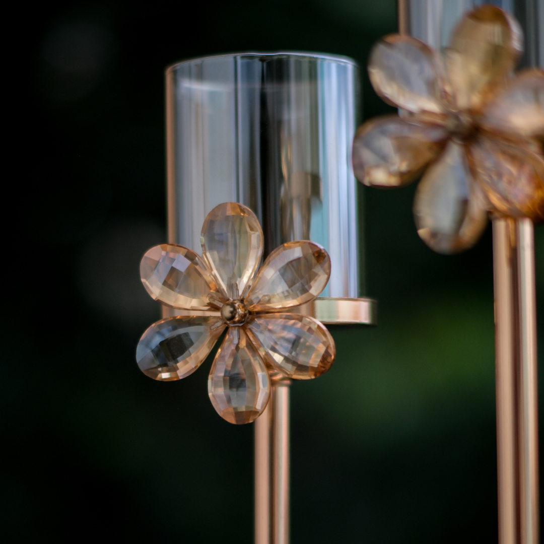Crystal flower tealight holder for dining table centrepiece