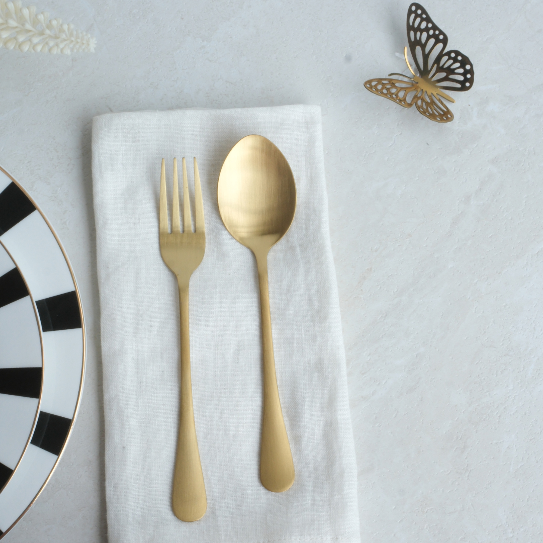 Gold cutlery set for dining