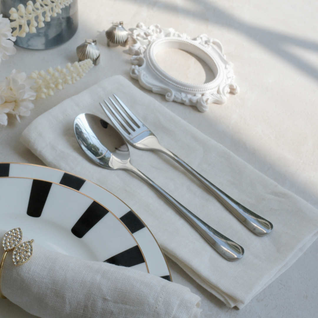 premium-silver-cutlery-set-for-modern-dining-tables