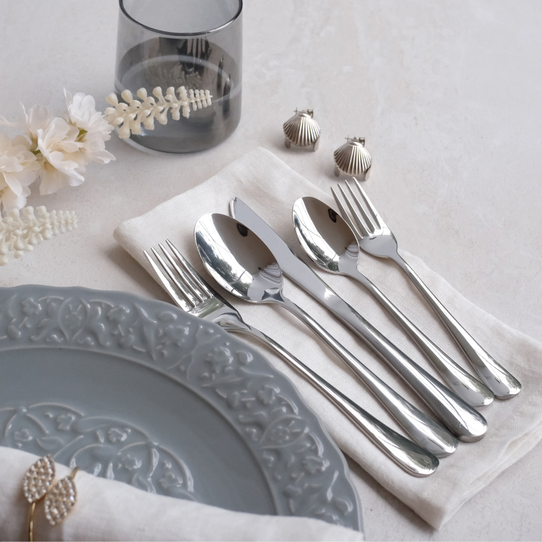 silver-cutlery-set-for-festive-dining-and-special-occasions